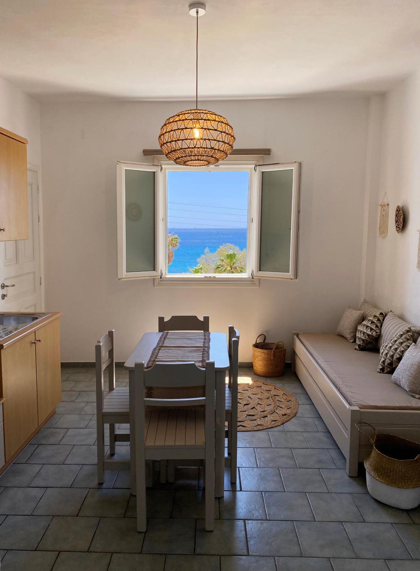 Agnadi Syros Beachfront Studios & Rooms Mégas Yialós-Nítes エクステリア 写真